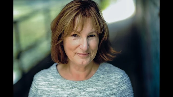 Deborah Findlay sings Country