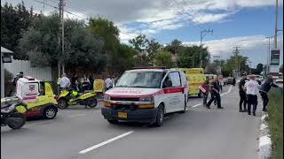 Вооруженное нападение и наезд автомобиля в Раанане: множество пострадавших