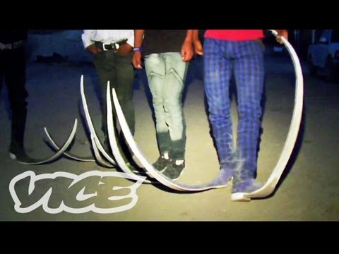 Mexican Pointy Boots - YouTube