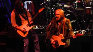 Tom Petty/Beacon Theater 5/25 &quot;A Woman in Love (It&#39;s Not Me)&quot;