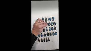 Labradorite bleue - pendentifs cerclés dorés