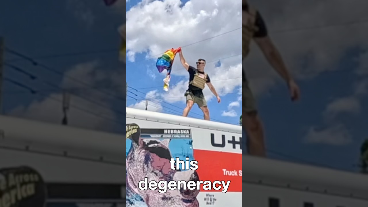 @JakeLang1776 Came Out of the Closet at Delaney Hall #ice #pridemonth #politics #comedy