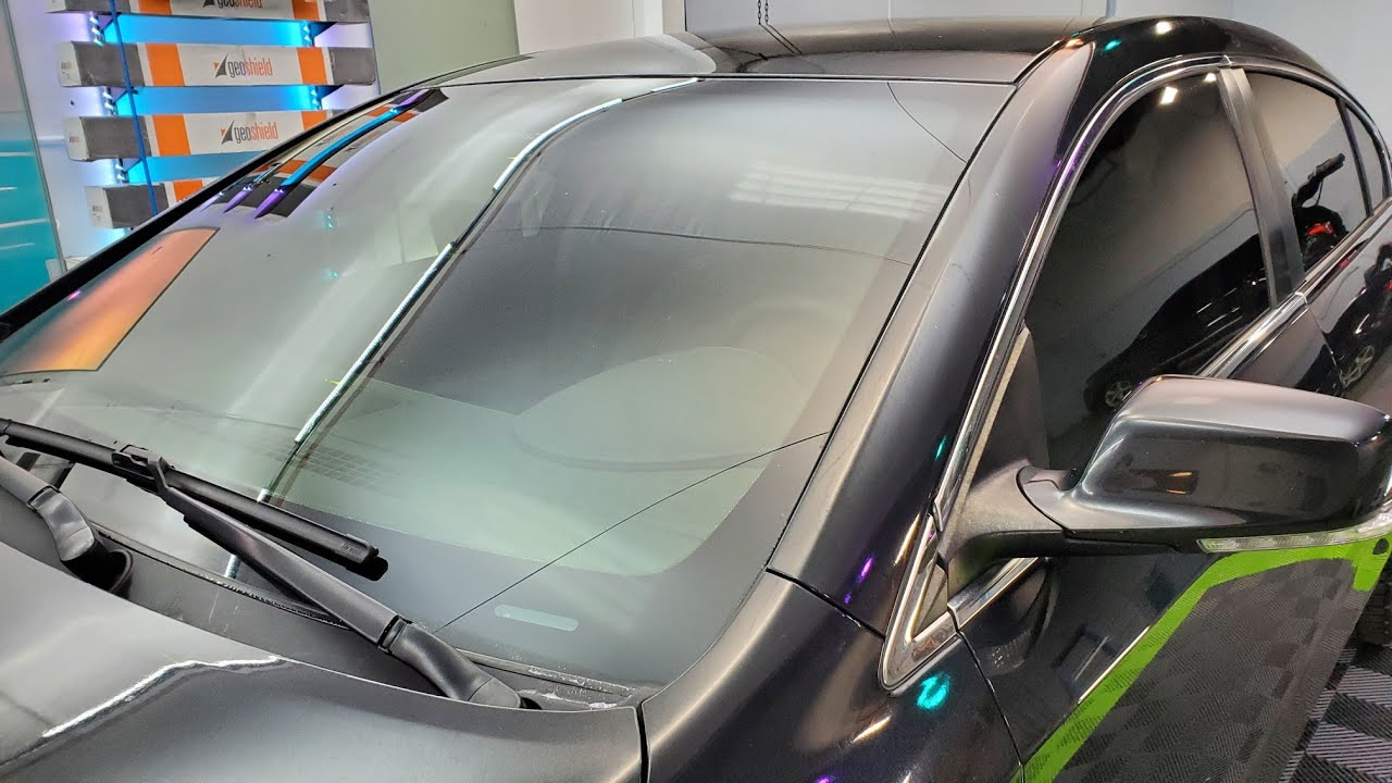 How to Tint Windshield and What Makes it EASY