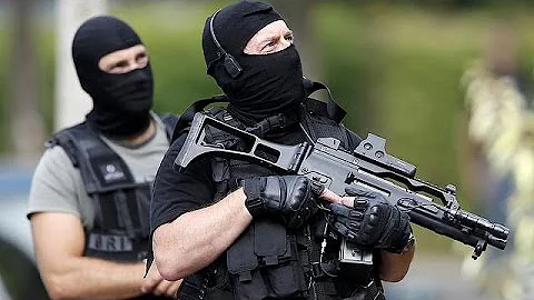 France must 'do everything to defend the Republic' in wake of attacks