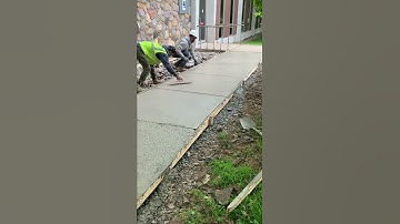 Concrete Sidewalk Installation