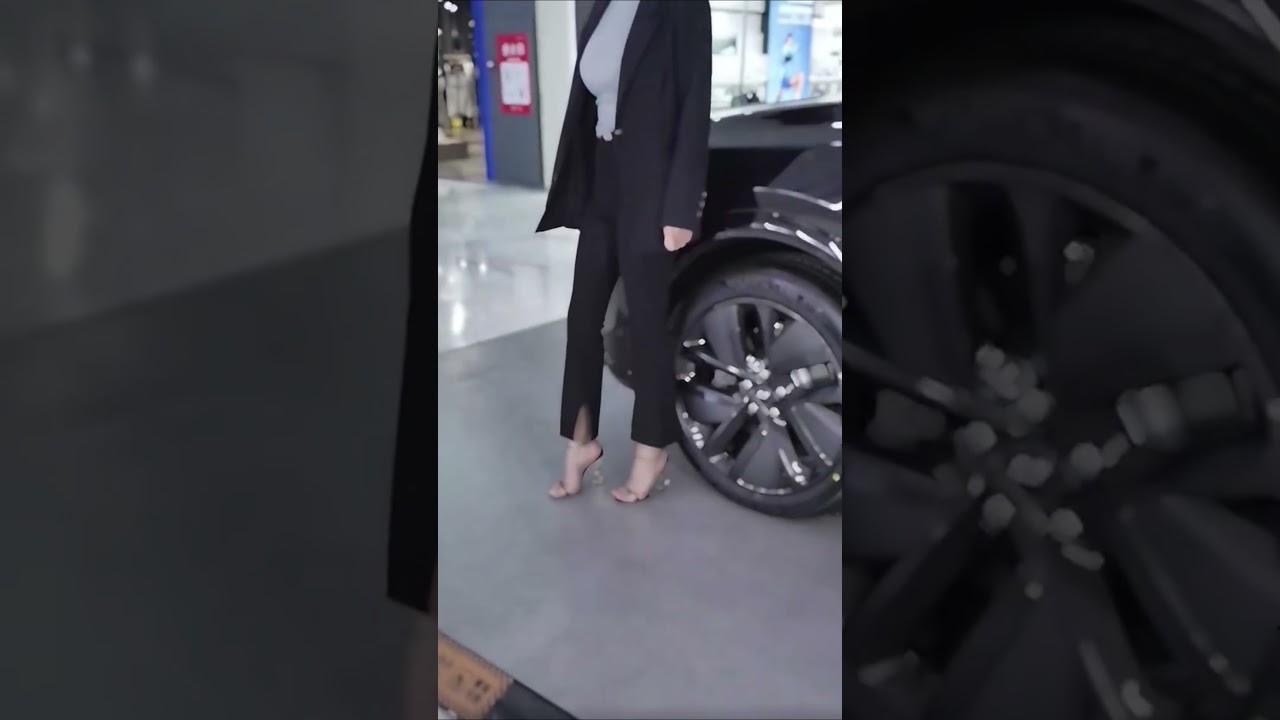 Which Saint Laurent high heels do you like best? 👠 