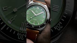 Uncover the Hidden Gem of 1972: Dive into the Avocado Green &amp; Business Black | Eza Watches