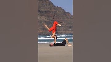 BEAUTIFUL ACRO FLOW❤️ #acroyoga #dance #couples #fit #shorts
