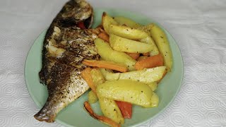 #dinnerforfamily #simpleandhealthy Whole Baked Sea Bream Fish With Potatoes ‎@Maureen Fabs 