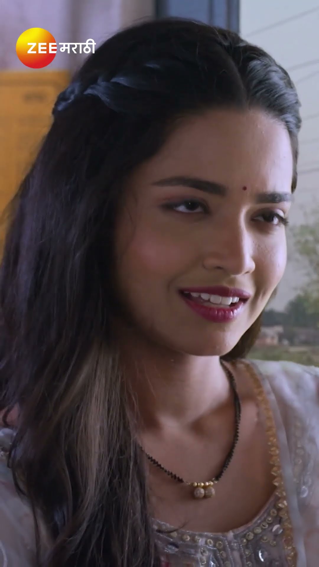 #Navri Mile Hitlerla #Shorts #Zee Marathi #Entertainment #Romantic Famiy Drama