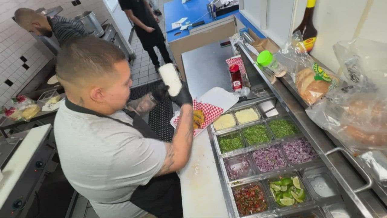 Birria Boys opens location at Elk Grove gas station YouTube