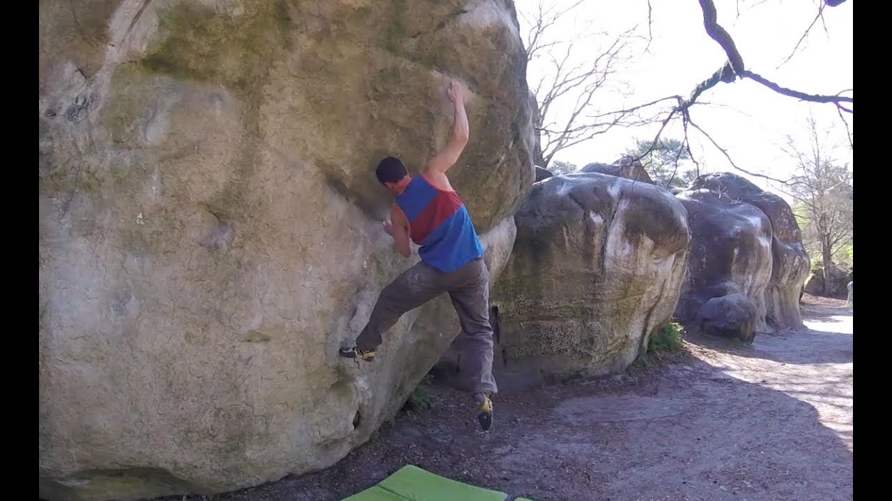 Paul Dusatko fires Le Carnage assis 7C / V9. Bas Cuvier, Font