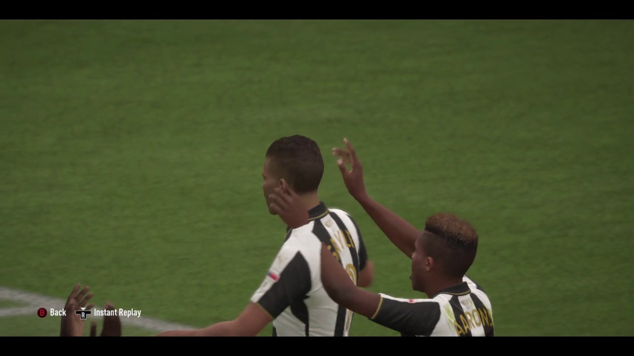 FIFA 17 Beautiful volleyUnorthodox kick  from Newcastle's Dwight gayle