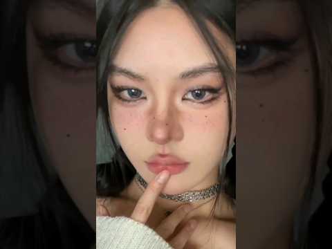 Makeup tone Tây