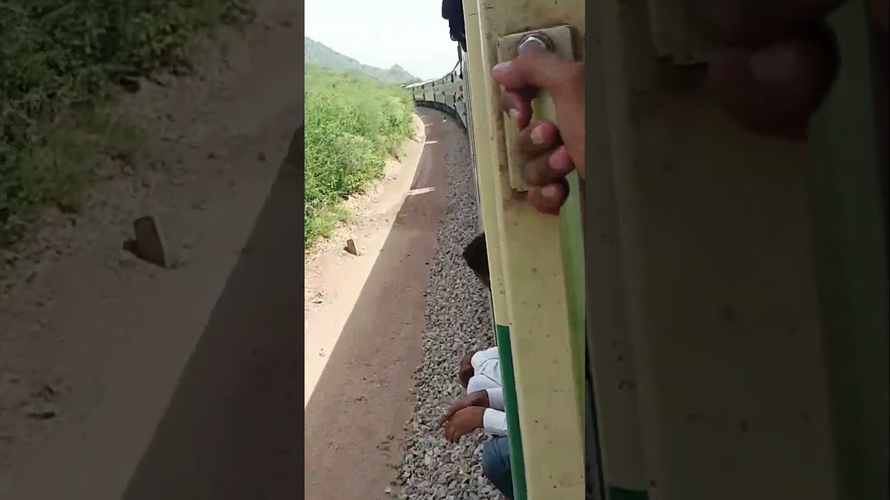 Tarki railway station