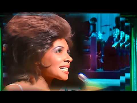 Shirley Bassey - Yesterday When I Was Young (1971 Royal Variety Performance)