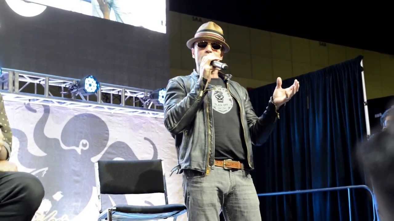 geek store Comikaze 2013 Michael Rooker Quick Fire Q&A