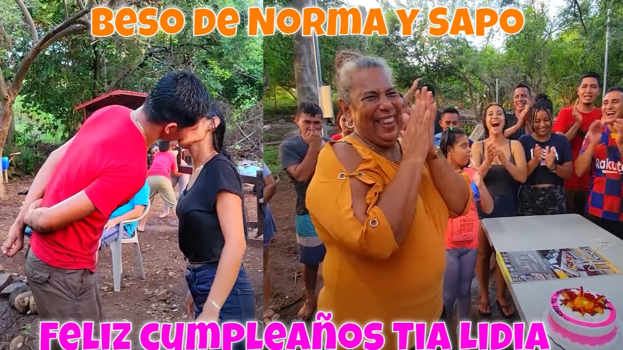 Norma y el Sapo celebran con un beso haber ganado. Le dimos una sorpresa a Tia Lidia.