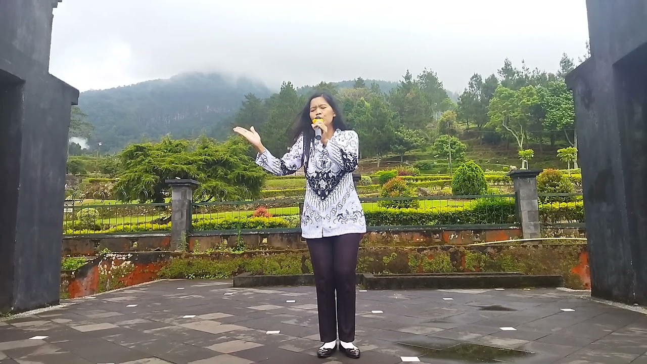 LOMBA SOLO VOKAL PGRI JATENG: Yohanna Fransisca (Kabupaten Semarang)