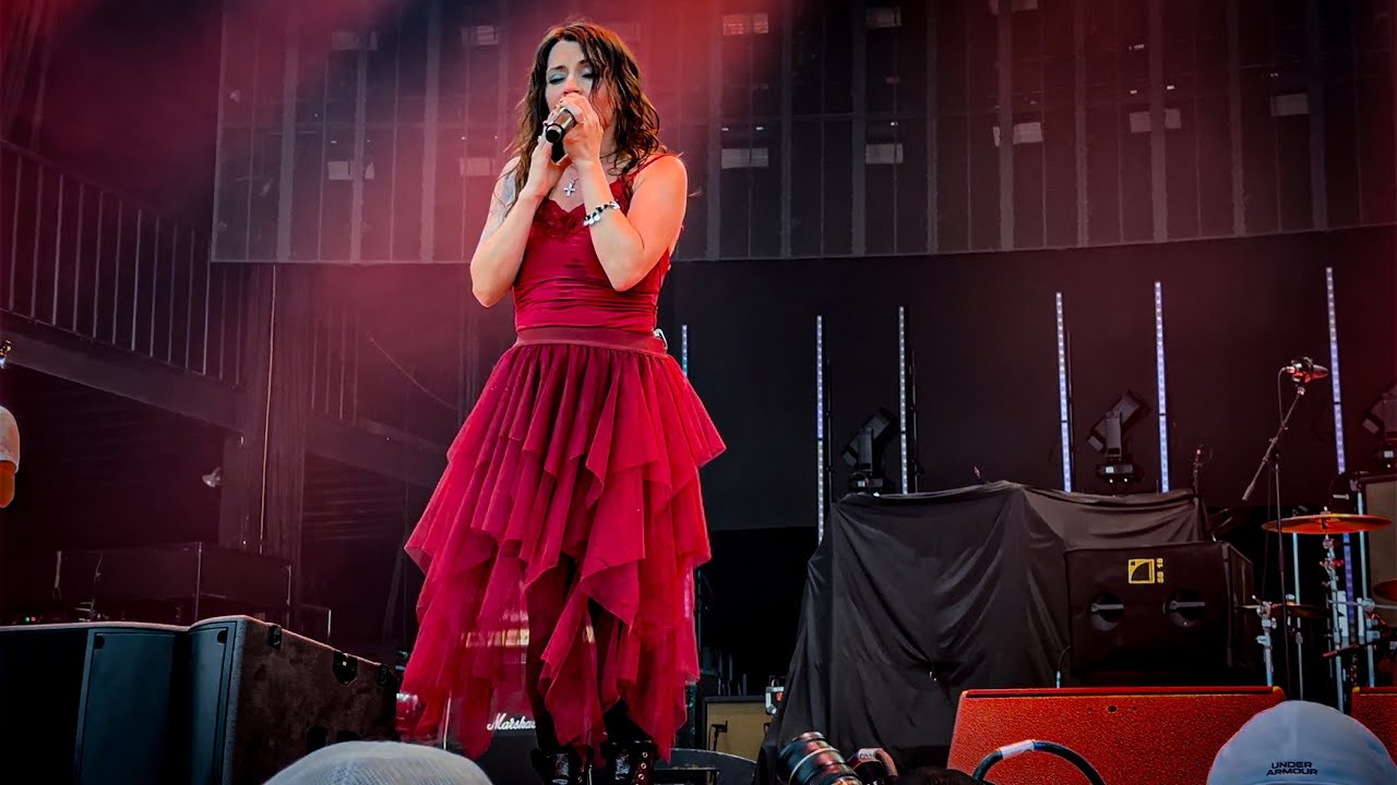 Flyleaf - I'm So Sick Live Front Row (4K) @ROCKLAHOMA  #2024