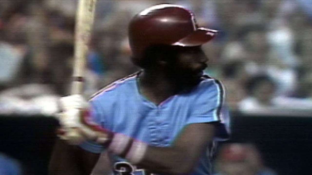 NLCS Gm5: Maddox double breaks 7-7 tie in 10th