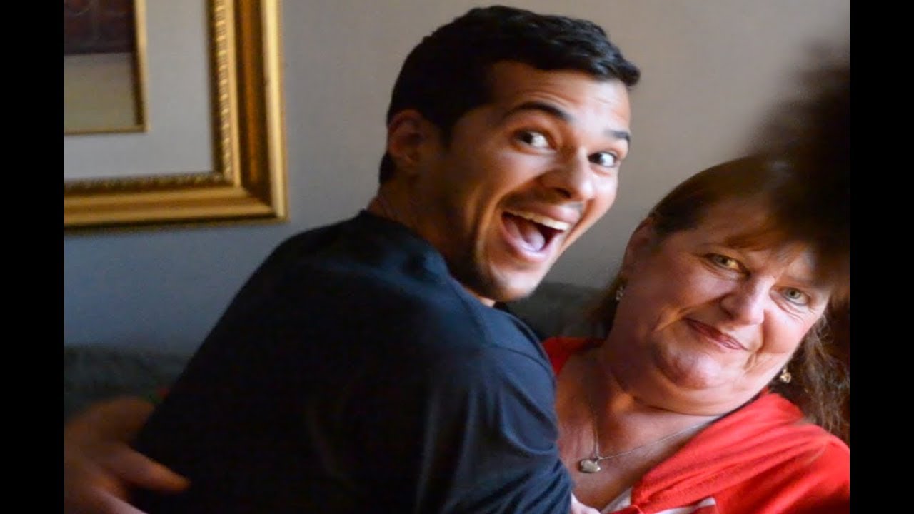 it 39 s a big baby christmas day vlogmas family vlog christmas morning vlog