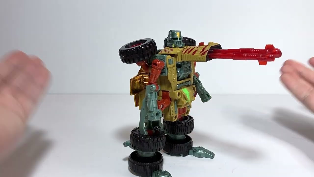 Transformers: Beast Machines BLASTCHARGE Review - YouTube