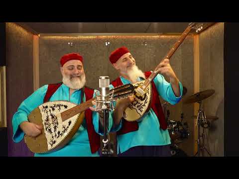 نسم علينا الهوى اغنية من بين عدة اغاني في ميدلي جميل الاخوين شحادة نسم علينا الهوى