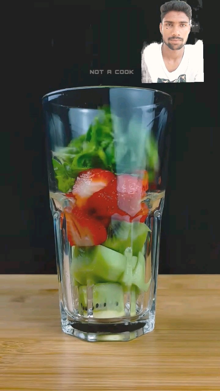 Kiwi fruit juice 🥝 #recipe #kiwidrink #strawberrymojito #drink #shorts ...