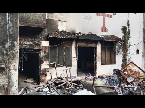 باكستان: الشرطة تحمي منطقة مسيحية هاجمها مسلمون غاضبون بسبب ادعاءات بـ-التجديف- • فرانس 24
