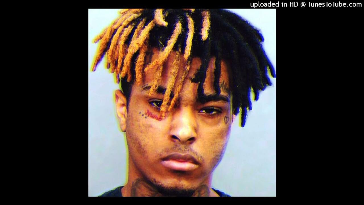 Песню xxxtentacion look at me. Xxxtentacion лук. Xxxtentacion look at me. Икс икс икс тентасион. Xxxtentacion рэппер.