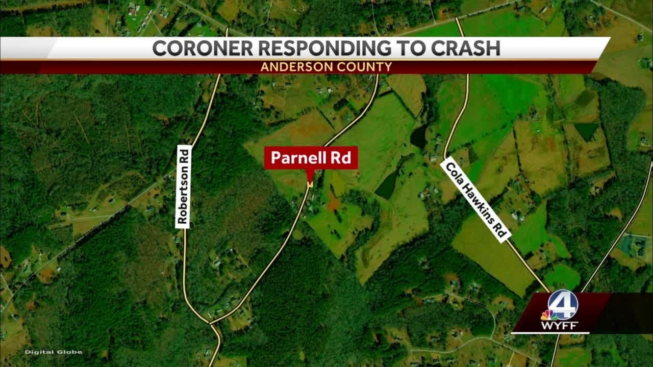 Coroner investigating deadly crash in Anderson County - YouTube