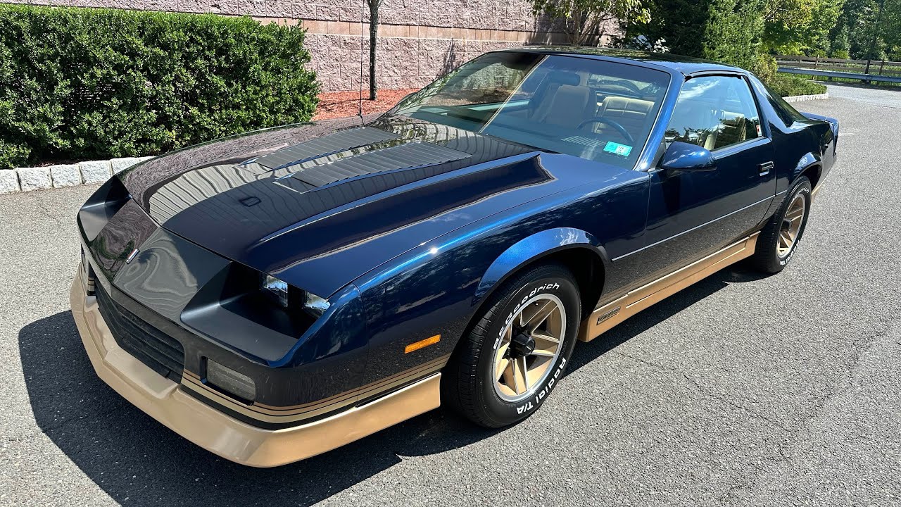 1986 Chevrolet Camaro Z28 2 owner vehicle in dark blue metallic 6k