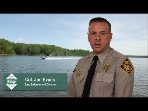 Video: Moet je een vaarbewijs hebben om een jetski te besturen in North Carolina?