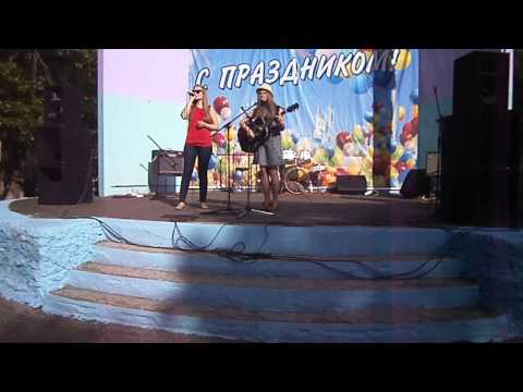 Мария Лобачёва и Татьяна Туркова - 3 Doors Down - Here Without You (9.05.2014)