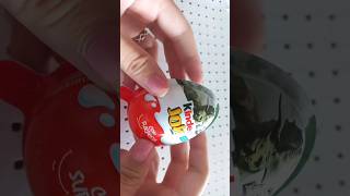 Abrindo Kinder Joy Jurassic World