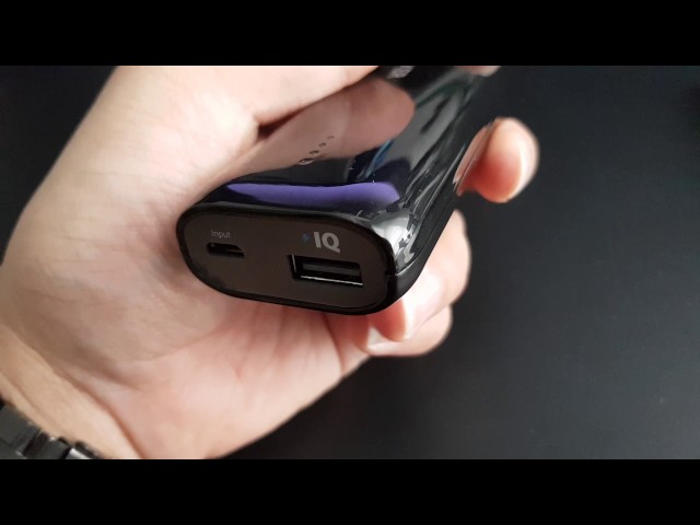 Quick Look and Review of the Anker Astro E1 5200mAh Portable Charger