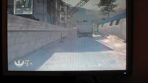 Call of duty MW2 Glitches and Hiding Spots (Scrapyard)