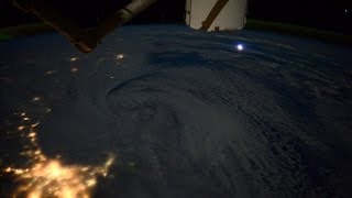 2015 Blizzard – Time-Lapse video from International Space Station