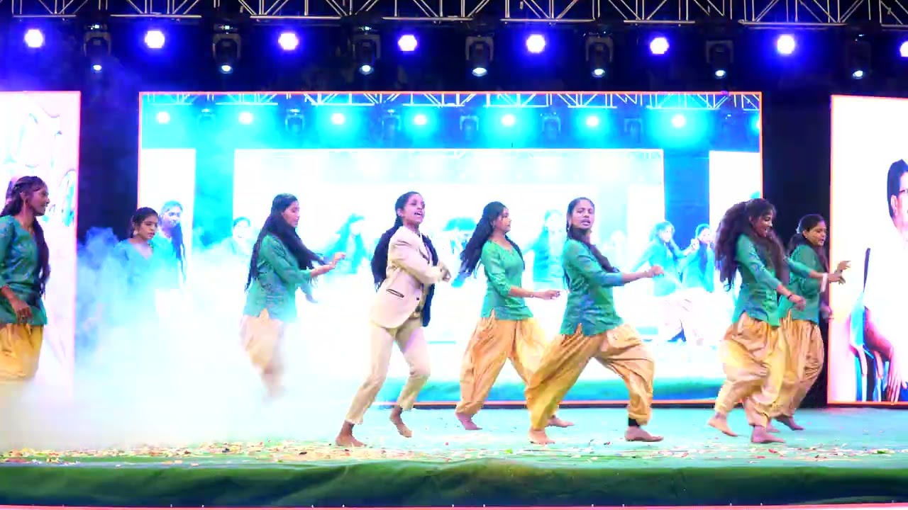 Radhe teri song #gitamw #trending #collegeday #dance #sarang