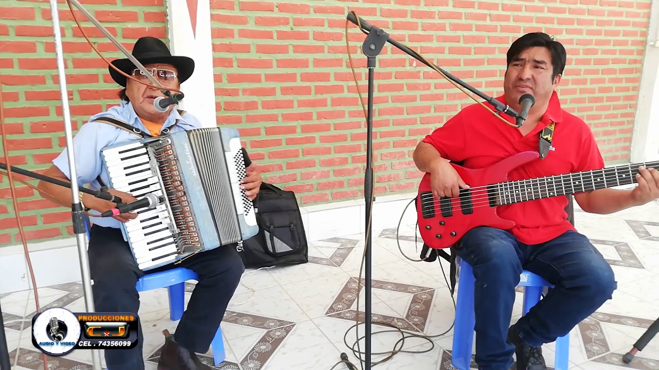 Familia torrico en vivo (huayño)