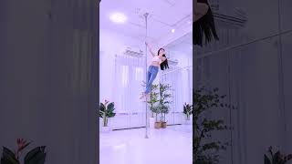 Emilee Flood - I Love You Baby Pole Dance Choreography Spinning Combo By Én Cats