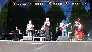 Aqua de beber  - Free Wave Jazz Band