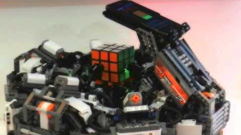 CubeStormer II by RoboticSolutions