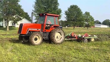 Allis Chalmers 8030 chisel plowing