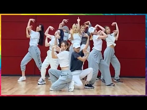 [MIRRORED] OT9 TWICE (트와이스) - 'Feel Special (필스페셜)' Dance Practice (안무연습 거울모드)