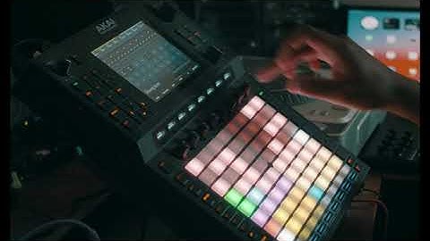 Akai Force - Reverse Samples and Drum Sequencer