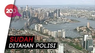 Geger Pria Panjat Sydney Harbour Bridge