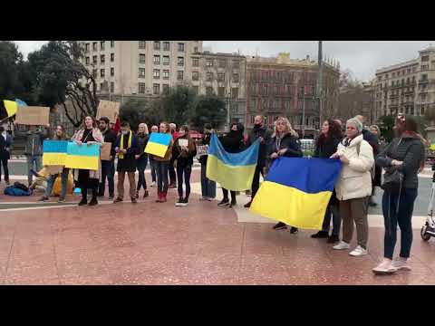 La comunitat ucraïnesa protesta a la contra l’atac de Rússia