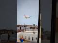 Момент крушения пассажирского самолета в Индии попал на видео #worldnews